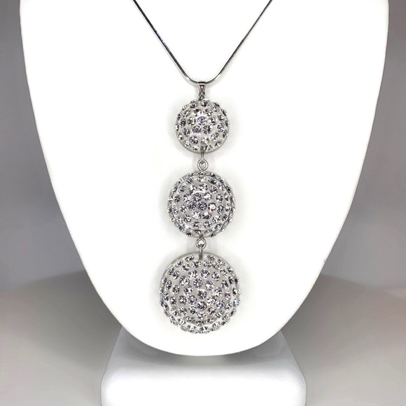 Transparent Acrylic necklace & chain embellished with genuine Swarovski crystals - Picture 10 of 10